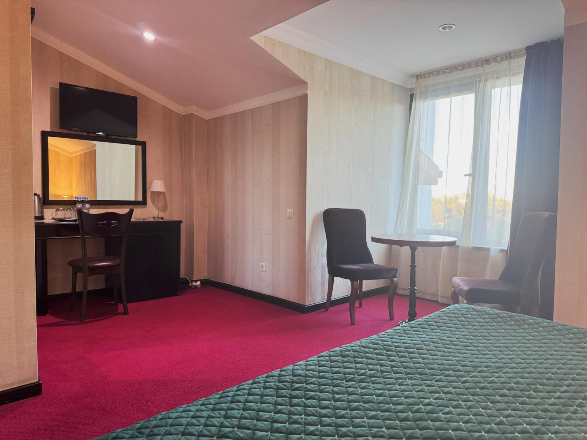 Kopala Tskneti Hotel Tsqnet'i Екстер'єр фото